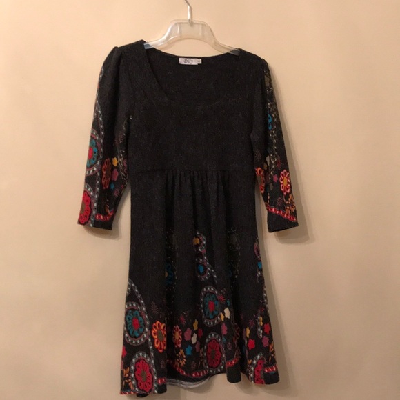 Dily Dress - Picture 1 of 6